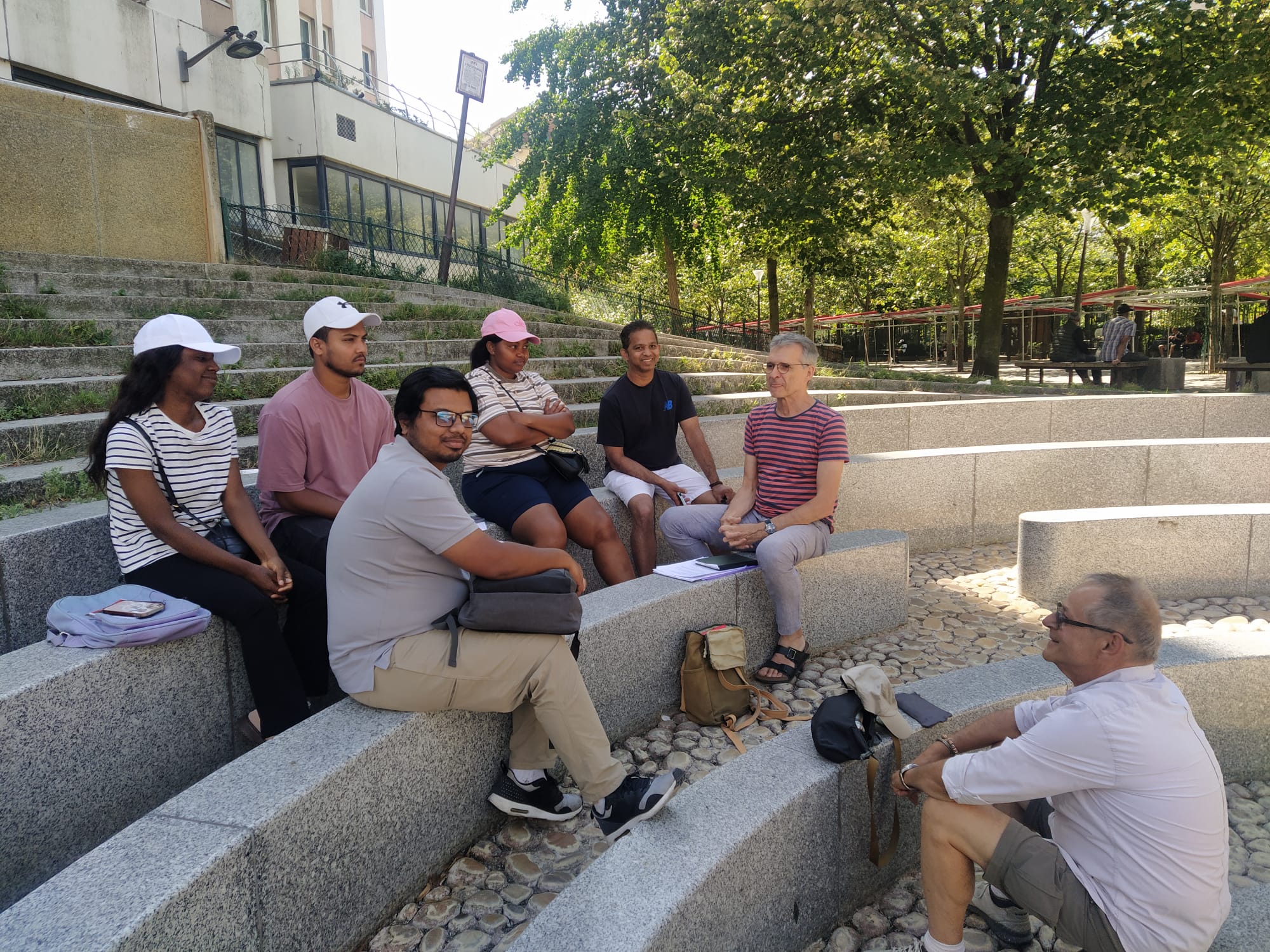 Moment festif et culturel partagé en communauté